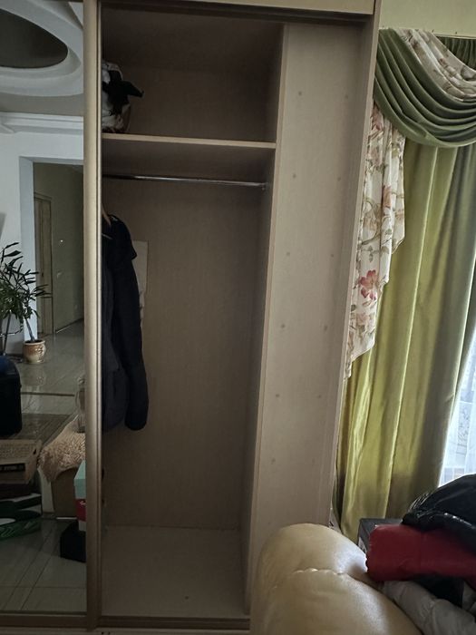 Шафа-купе 2 штуки