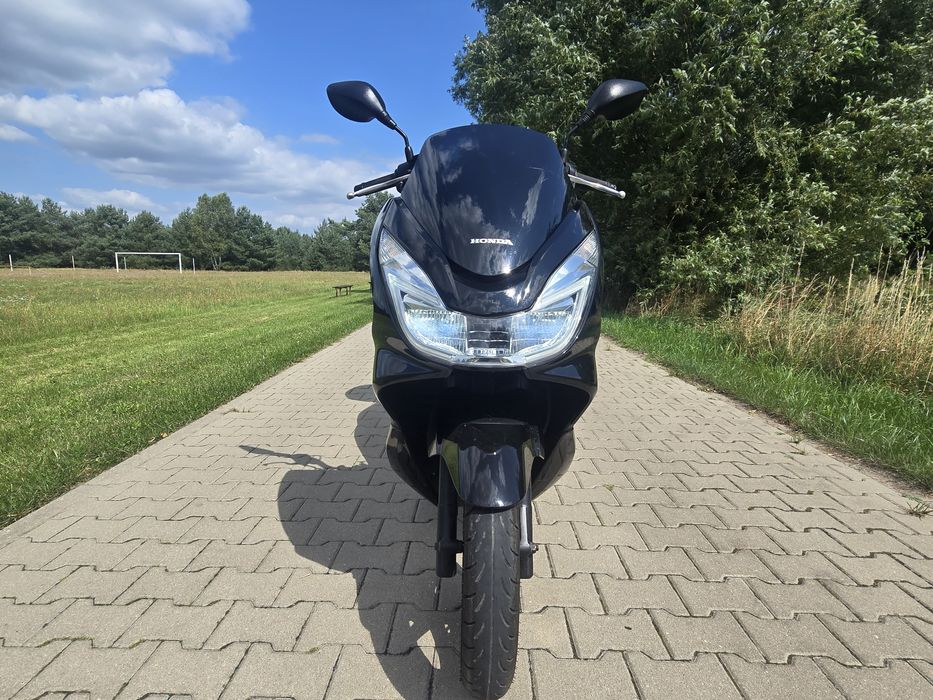 Sprzedam Hondę PCX 125 po serwisie przygotowany do jazdy.