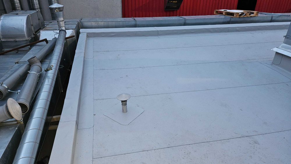 DACHY PŁASKIE, renowacja, sprawdzanie nieszczelności,serwis, blacharka