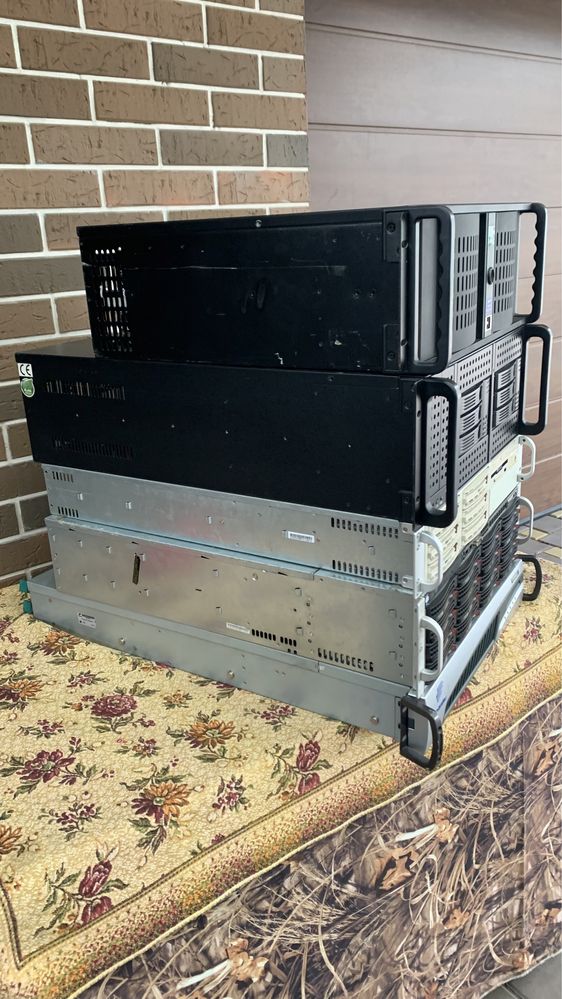 Сервер Supermicro Chenbro.
