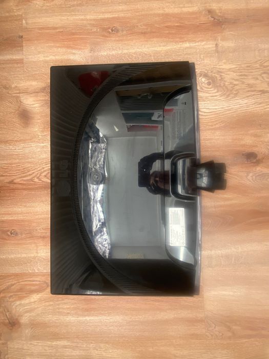 Монітор LG  майже новий