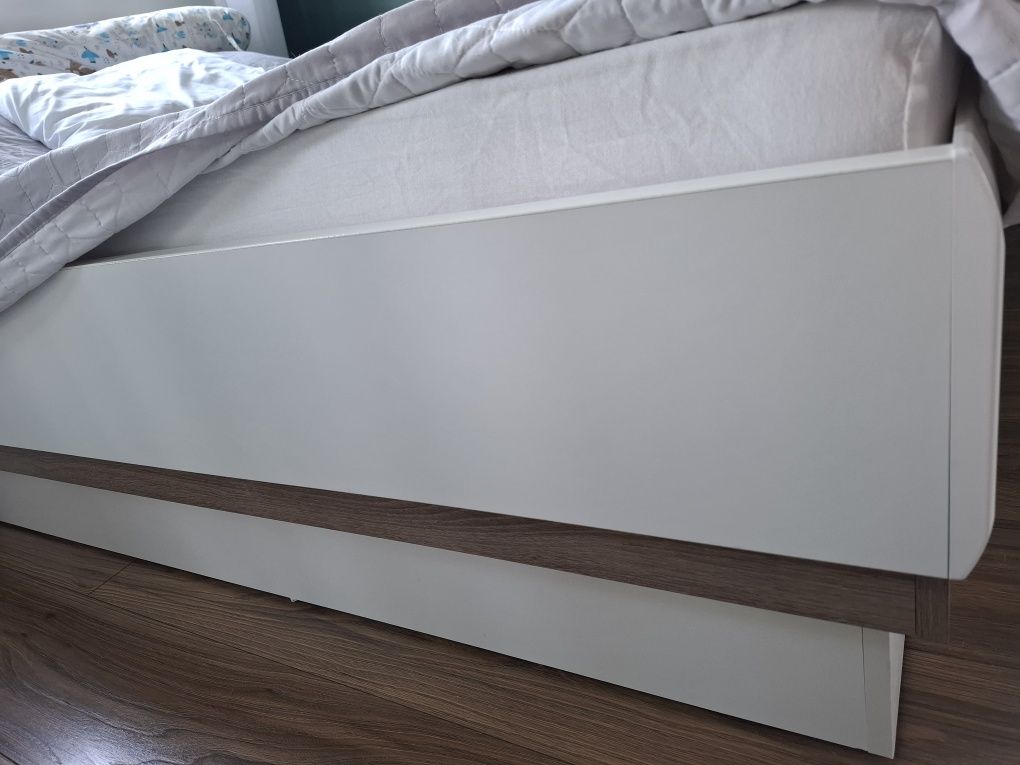 Łóżko Lionel 140x200 Agata Meble Stan idealny