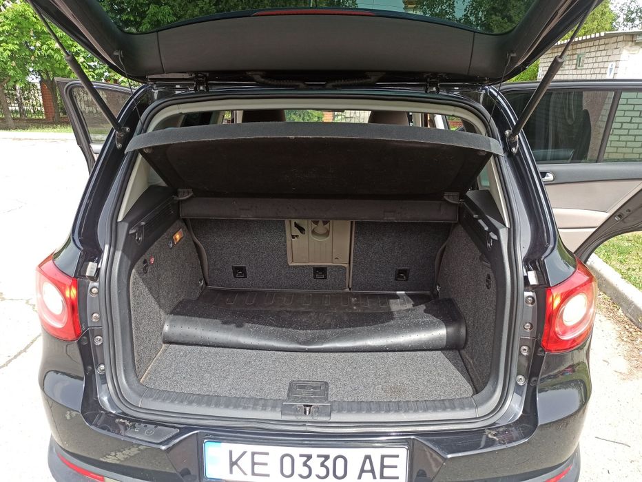 Продам автомобіль Фольксваген Тігуан 1.4 TSI
