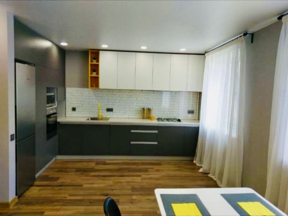 Продам 2 ком кв метро Научная ул Культуры