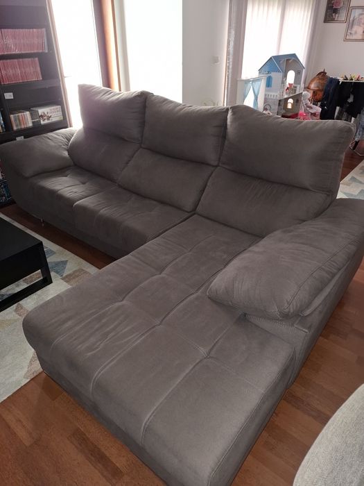 Sofá com chaiselongue