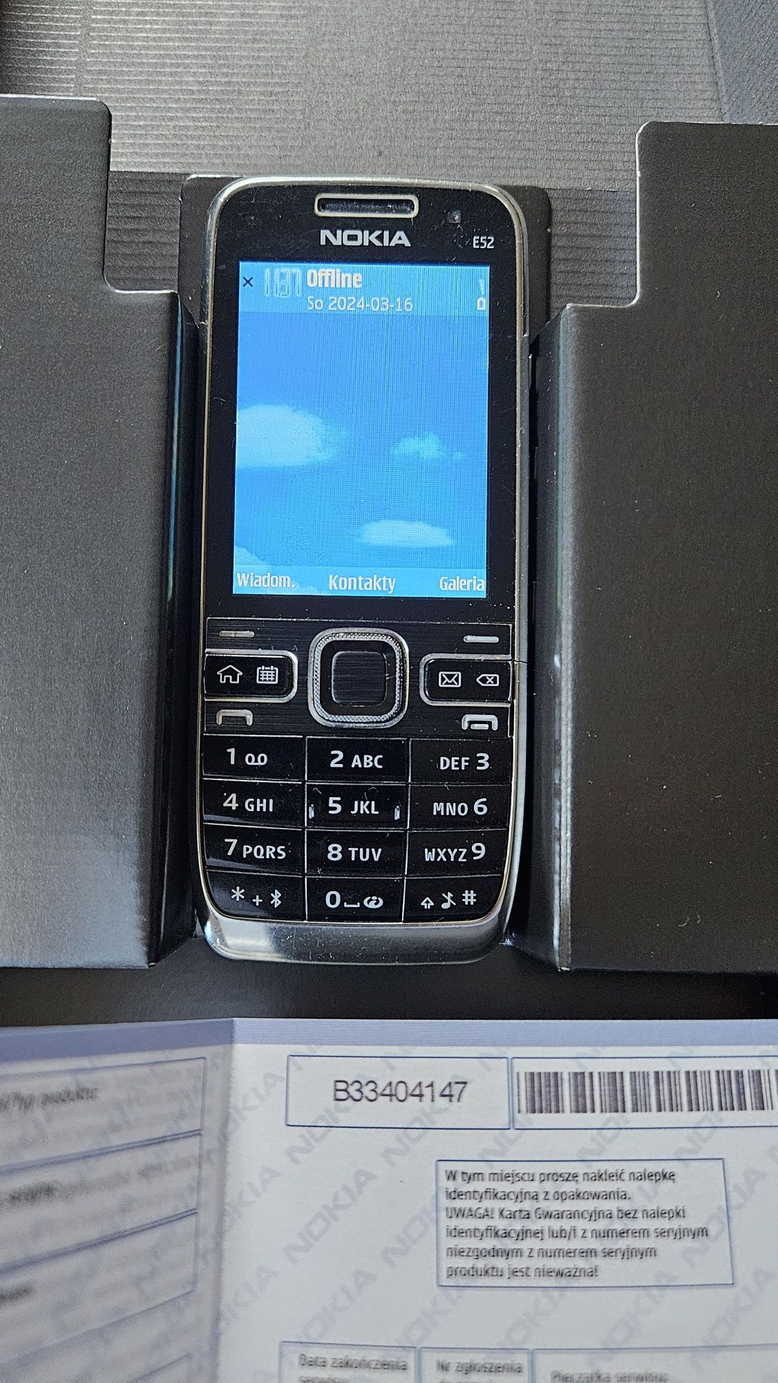 Telefon Nokia E52