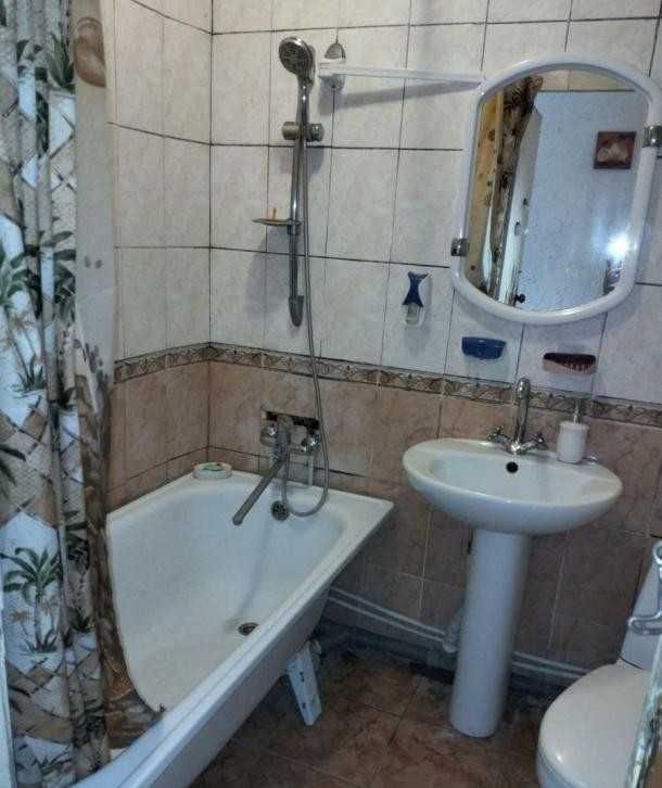 Продам 2х кімнатну квартиру м.Палац Спорту