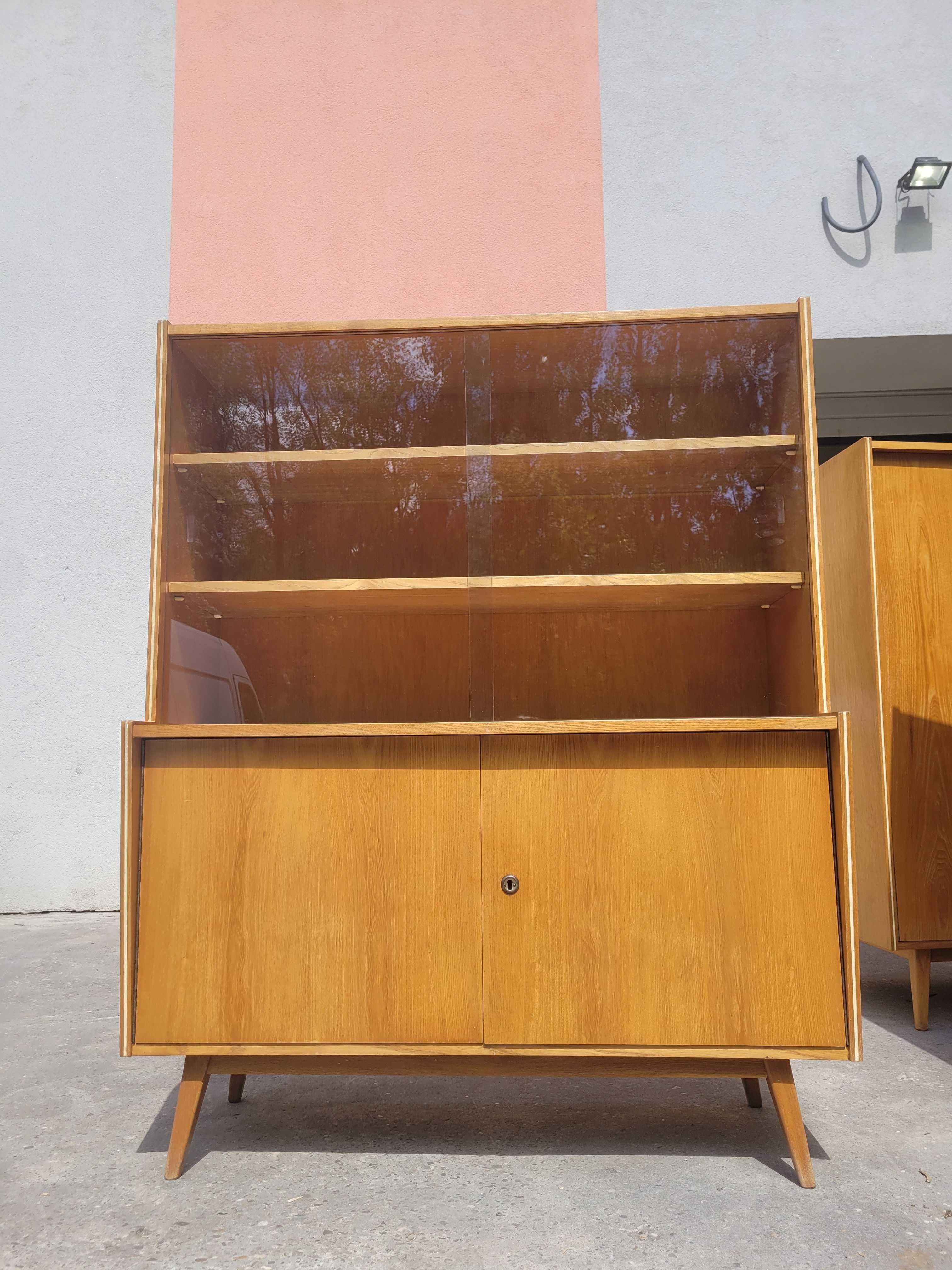 Biblioteczka witryna Czechosłowacja vintage 60 lata prl drewno