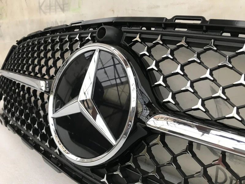 Бампер передний решетка радиатора Mercedes Benz W206 C Class Amg пакет