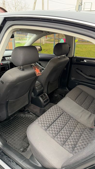 Автомобіль Audi A6 C5