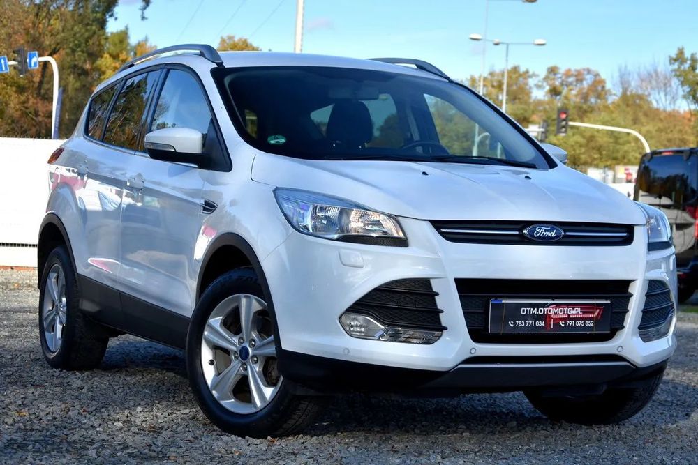 Ford Kuga IDEALNY skóra alusy NAVI