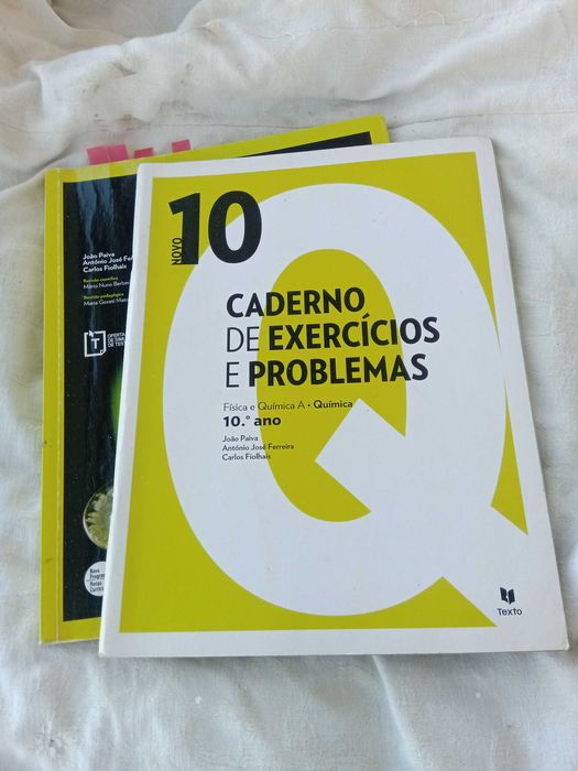 Manuais de Física e Química 10º