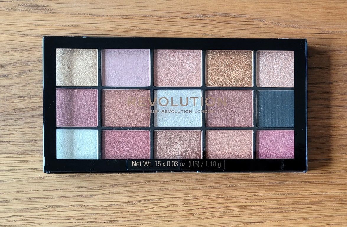 Paletka cieni makeup revolution