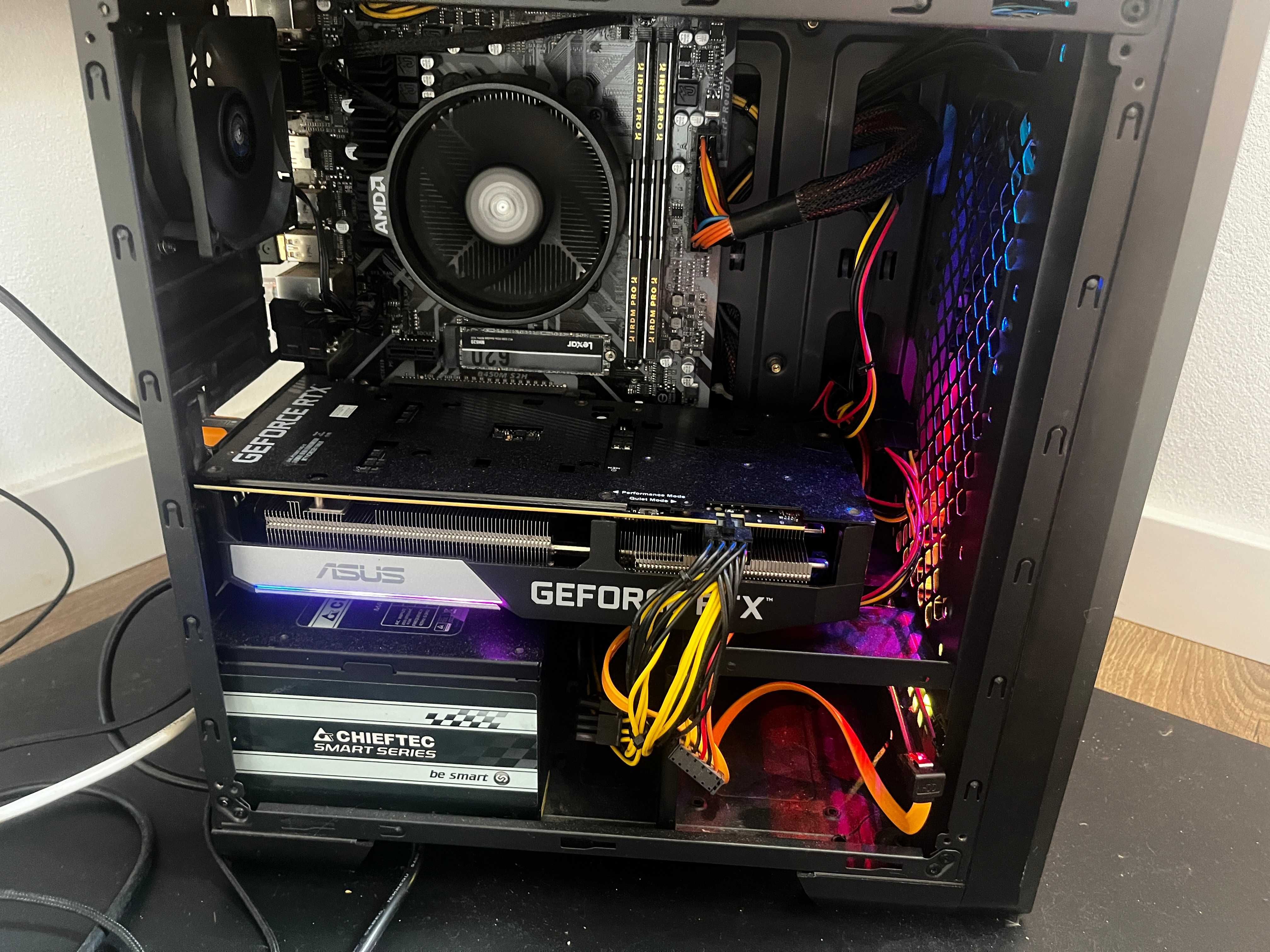 Komputer Gamingowy Ryzen 5 5600/RTX 3060Ti/16GB DDR4 do gier
