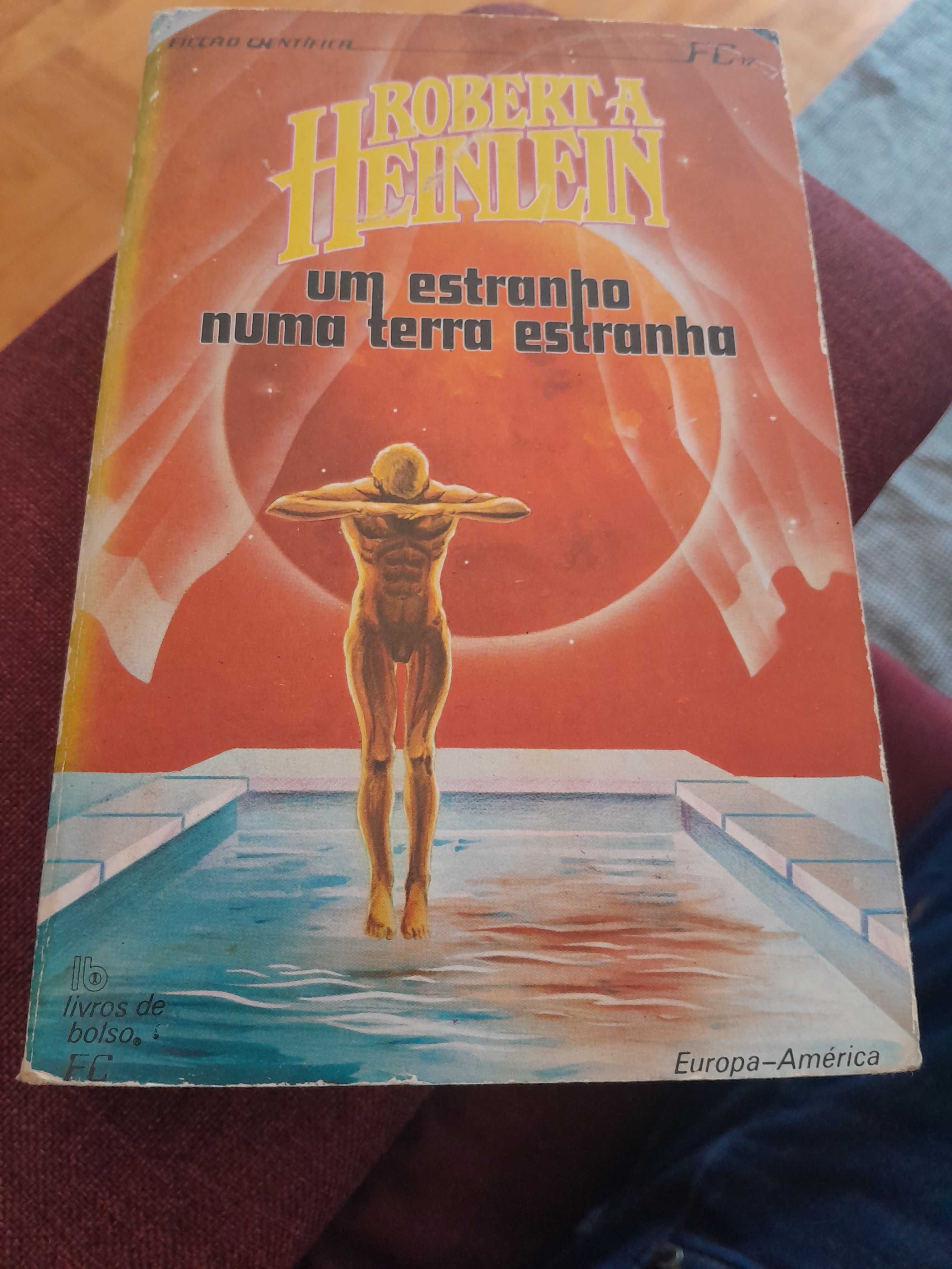 Robert heinlein estranho numa terra estranha