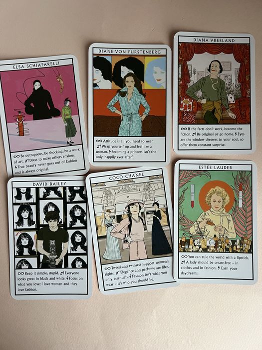 Розпродаж колод таро