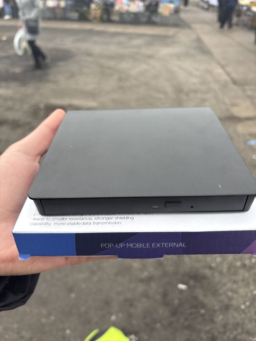 Zewnętrzny napęd optyczny USB 3.0 (Pop-Up Mobile External Drive)