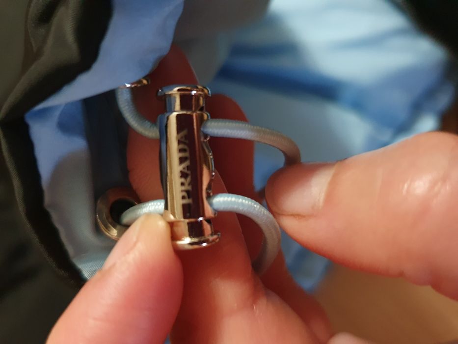 Пуховик Prada 38 рамер