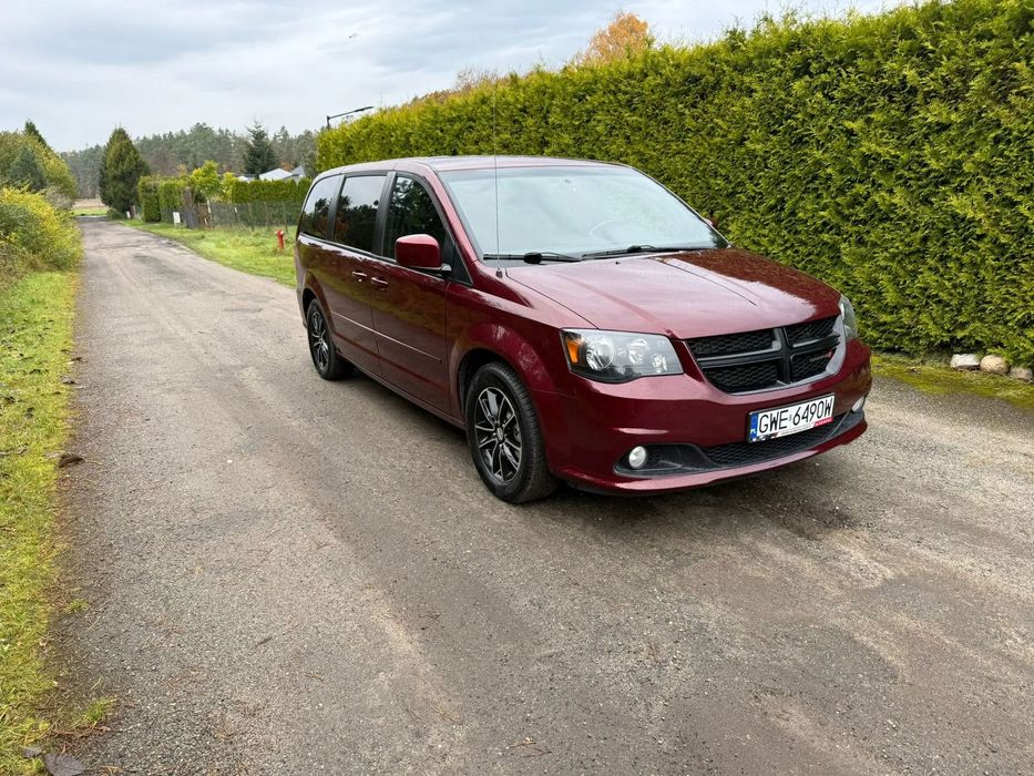 Dodge Grand Caravan Mega Rodzinny bardzo bogata wersja GT 3,6be 283KM skóra automat 7osób