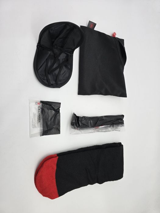Kit de viagem da Air Canadá novo