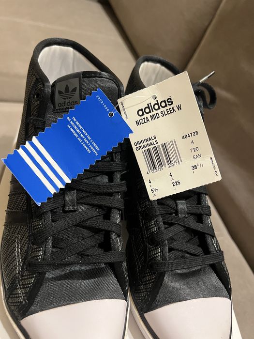 Кросівки жіночі adidas