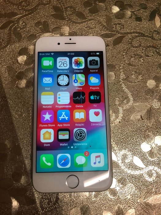 iPhone 6 biały ,bateria 100% kondycji 64GB pojemności