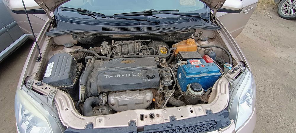 Шевроле авео 1.6