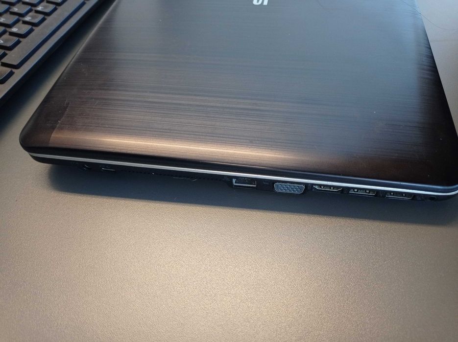 Computador ASUS gold Sonic master usado