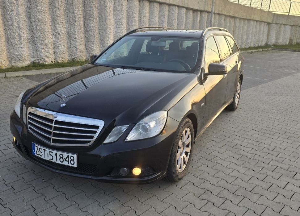 Mercedes E klasa E 220--2010 rok sprawny jezdzacy/zamiana motor quad