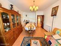 Golegã T2 Moderno Totalmente Mobilado - 160.000€