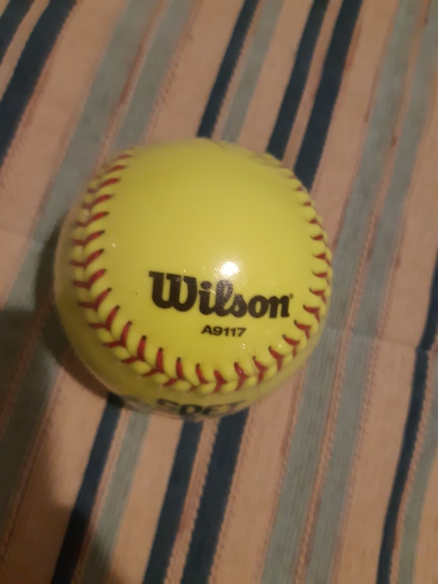 Bola de basebol nova