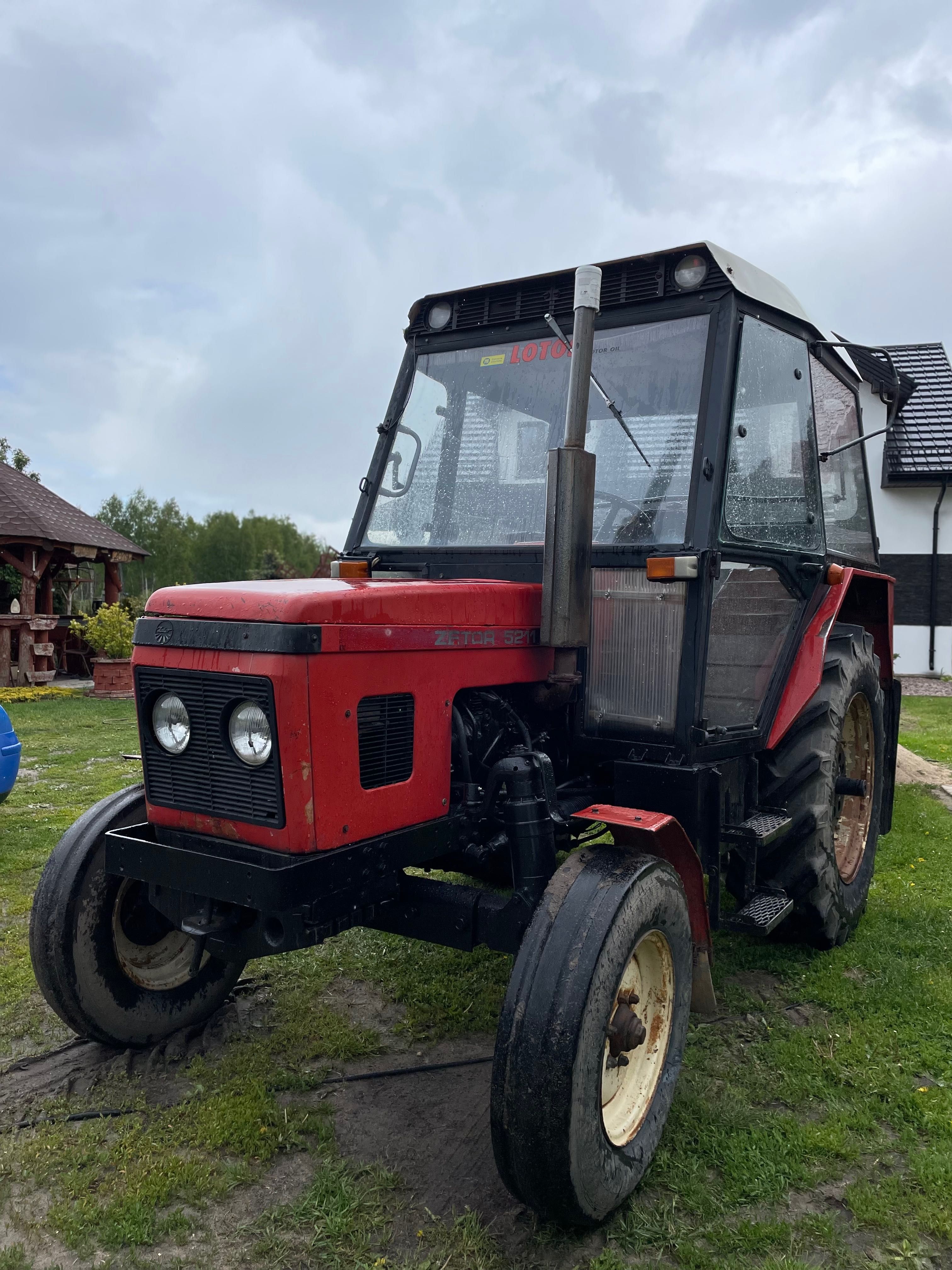 Ciągnik zetor 5211