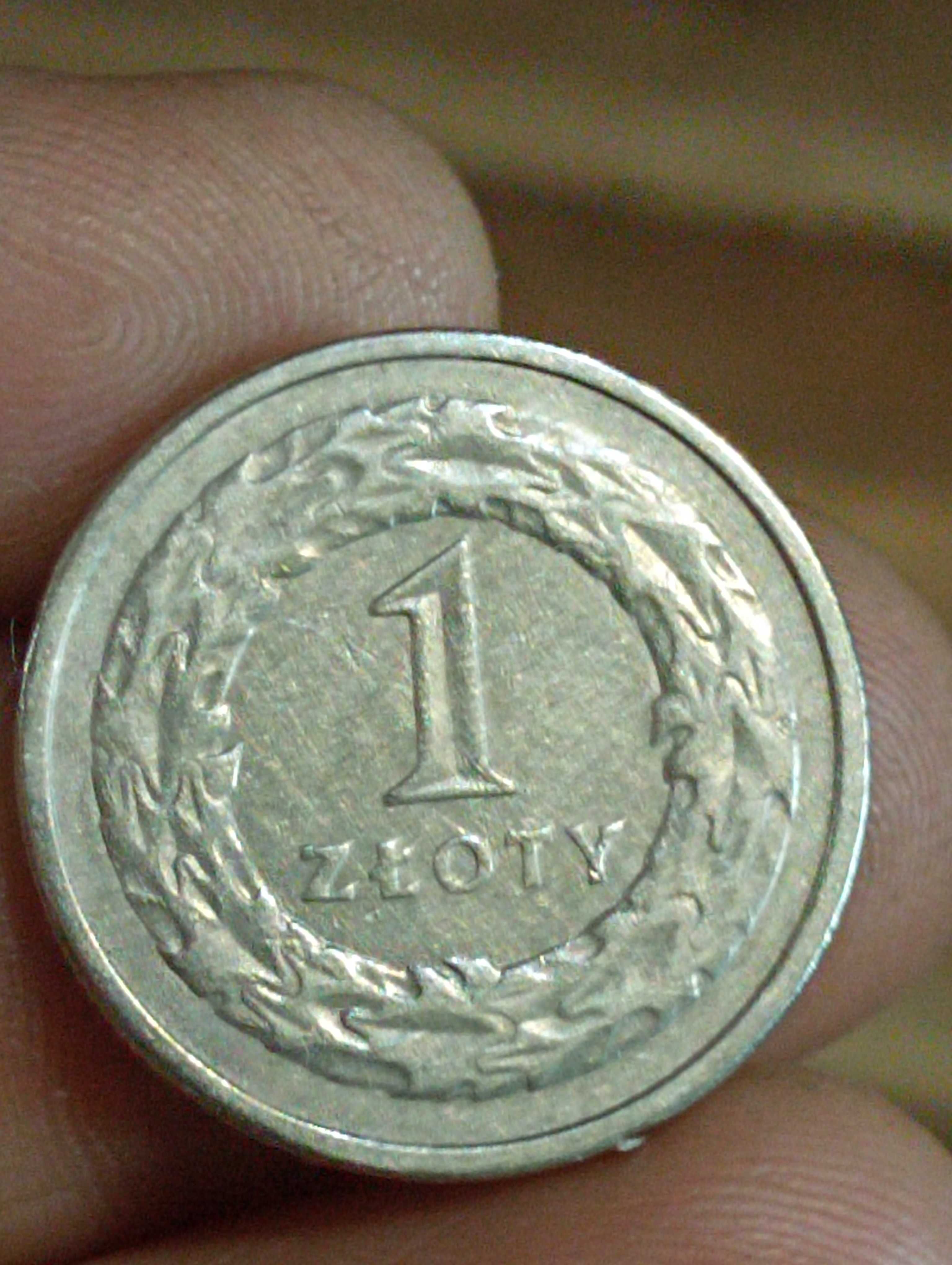 Sprzedam dziesiąta monetę 1 zloty 1990 rok