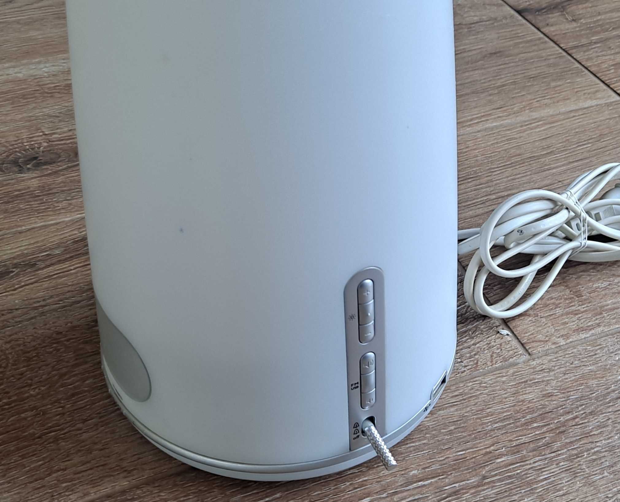 Lampka z radiem  PHILIPS  HF3485