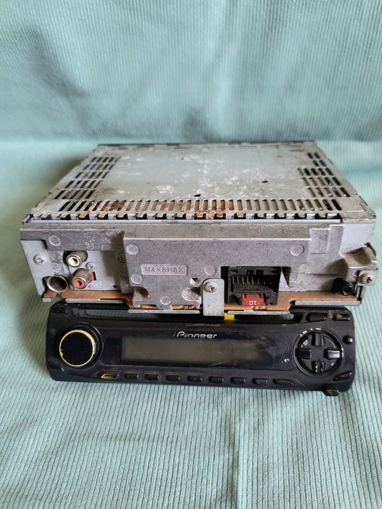 Автомагнітола Pioneer DEH 4700 MPB 2005