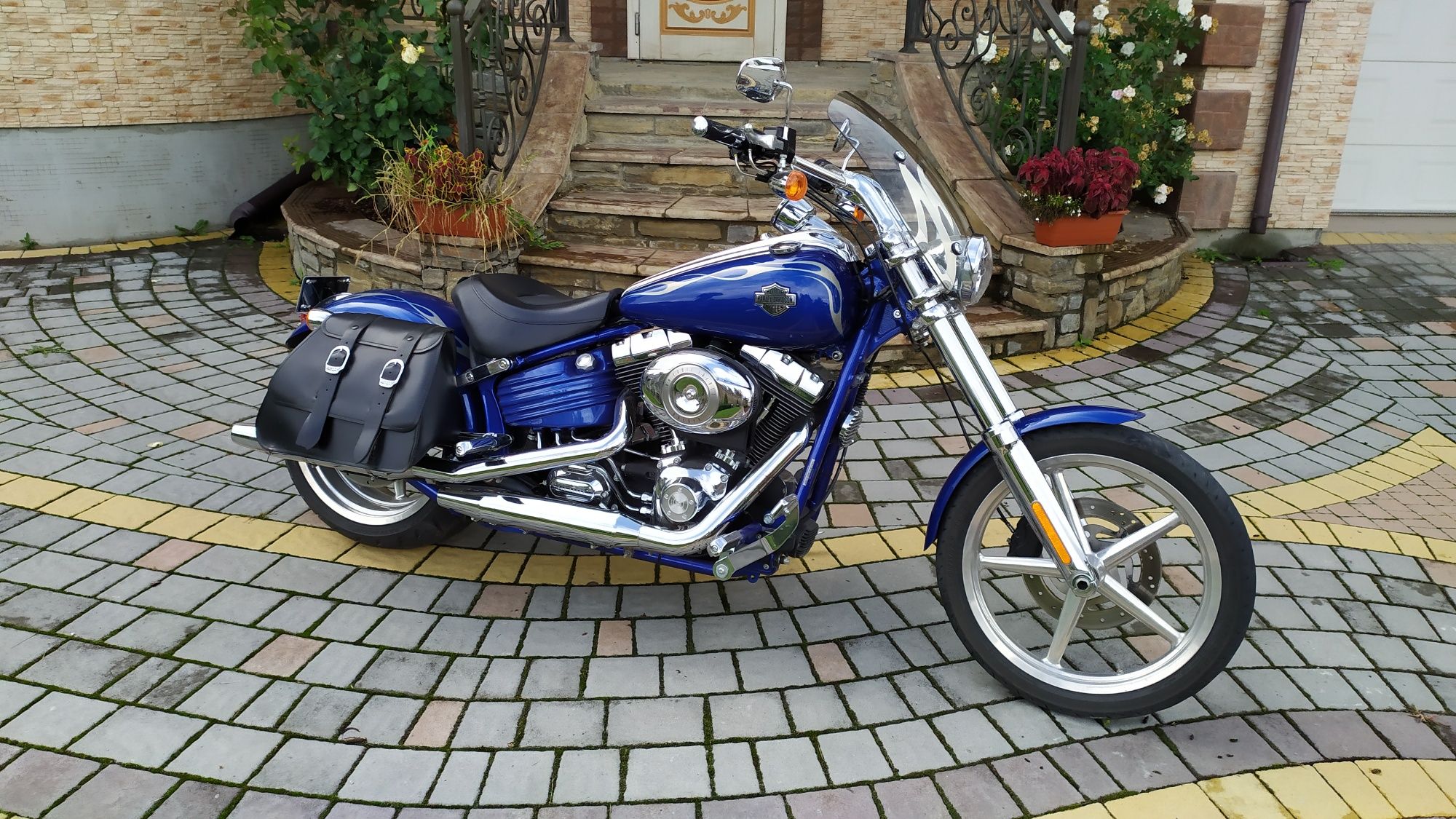 Harley Davidson Rocker C Softail