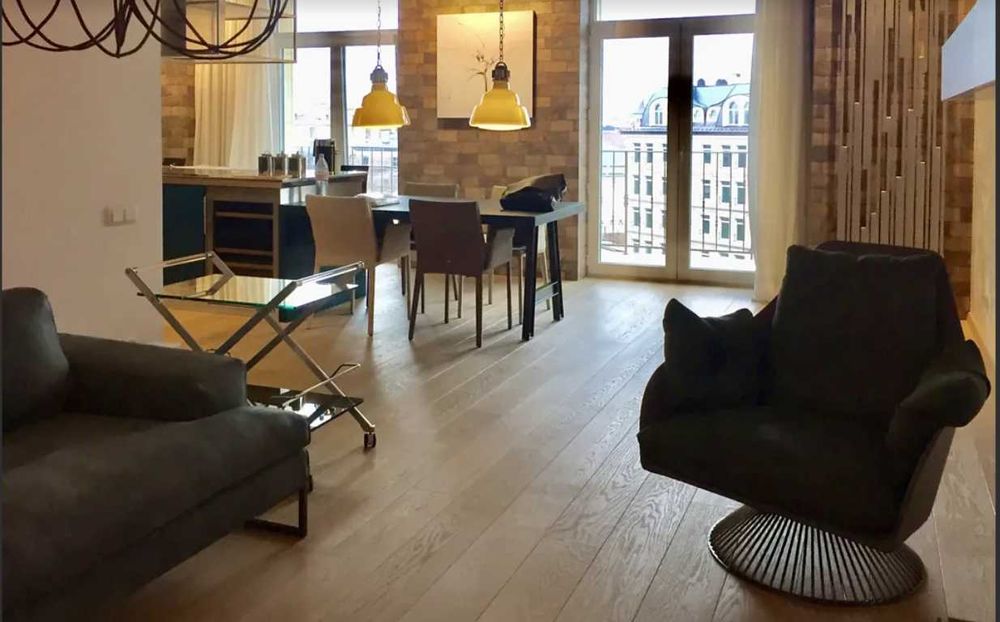 БЕЗ % 3К Печерськ вул.Новоселецька,10 Центр