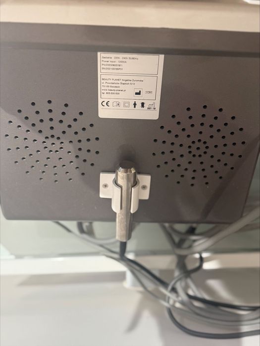 SKINFRAX PRO - używany RF FRAKCYJNY Mikroigłowy + Bezigłowy, stan bdb