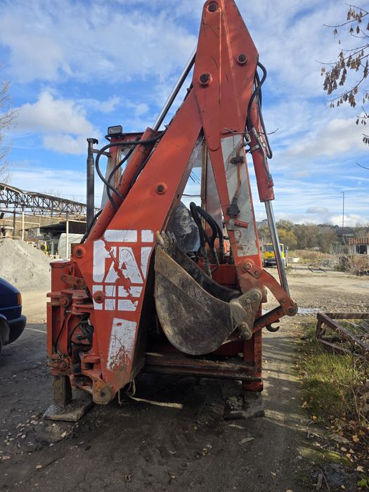 Продам екскаватор Fai 590B