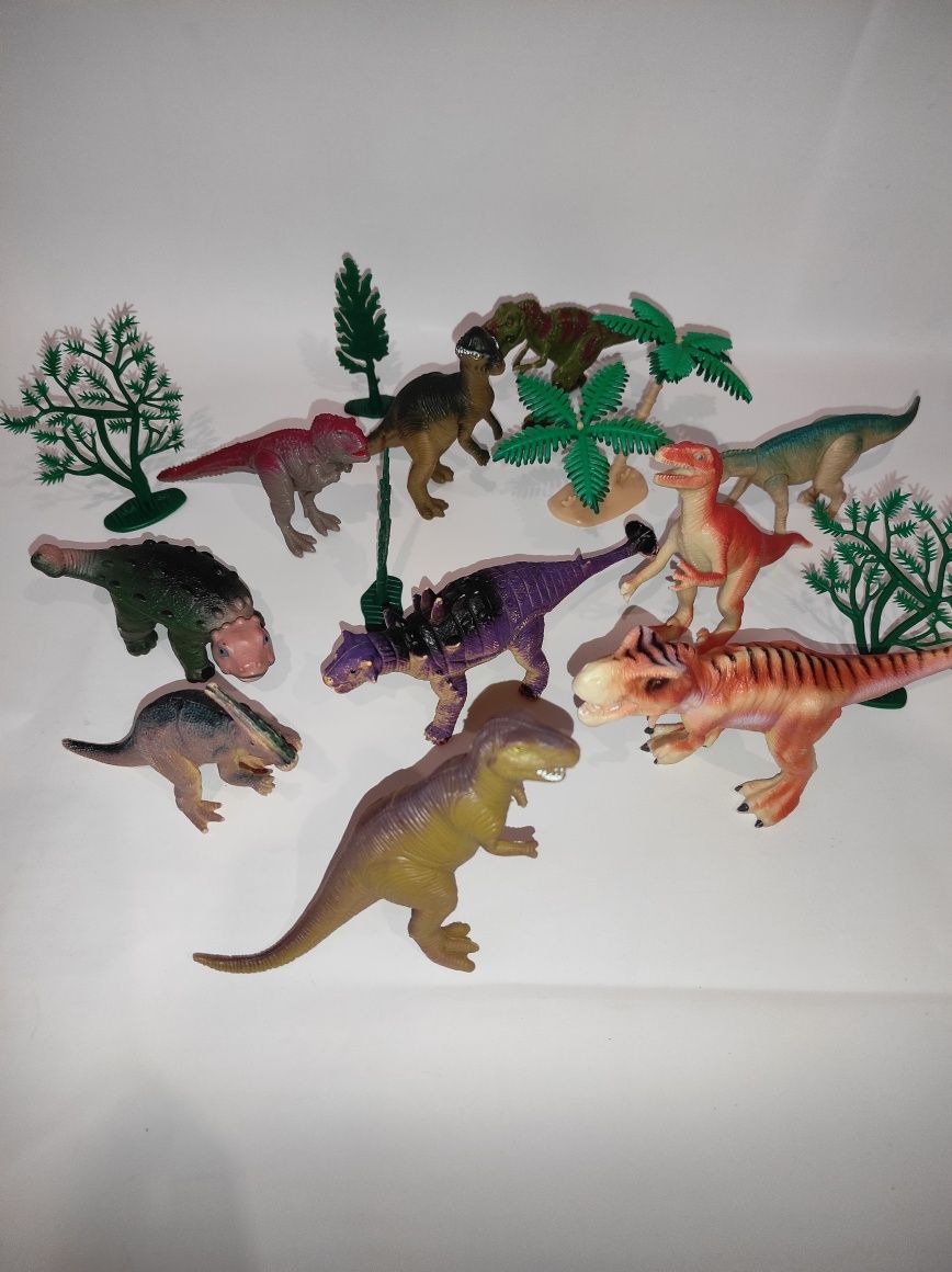 Лот динозаврів, фігурки тварин.