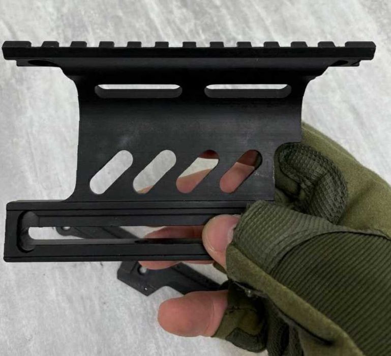 Міцний кронштейн на АК, дві планки, ластівчин хвіст в комплекті