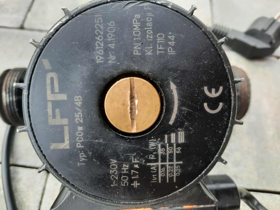 Pompa pompka obiegowa co centralnego ogrzewania LFP Leszno PCO w25/4B