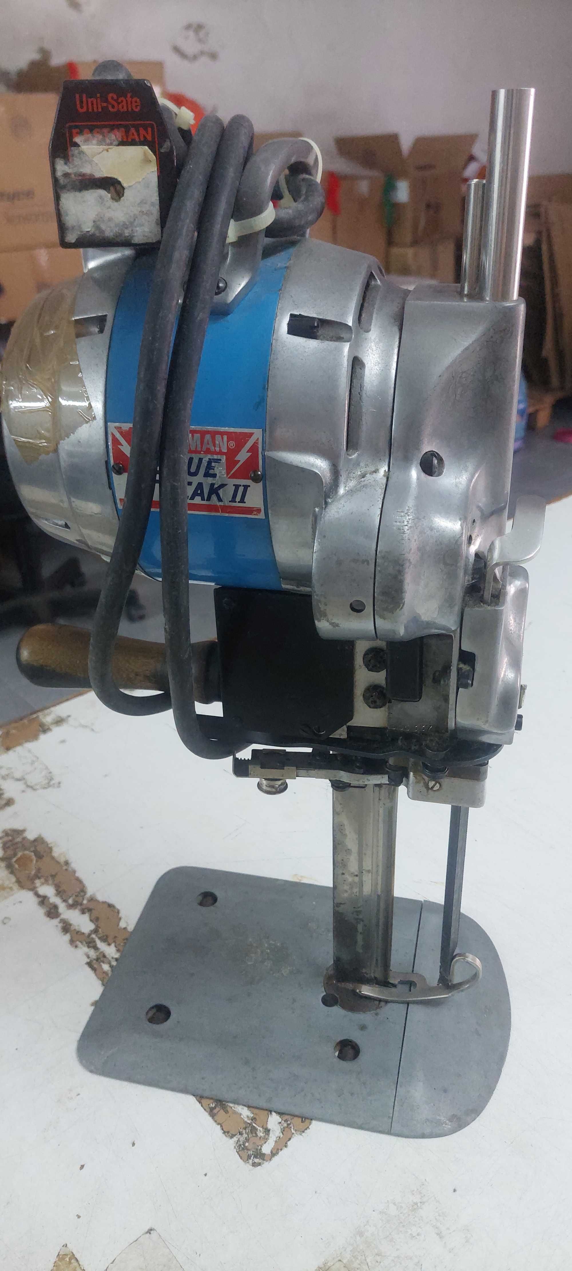 Maquina de corte tecidos profissional