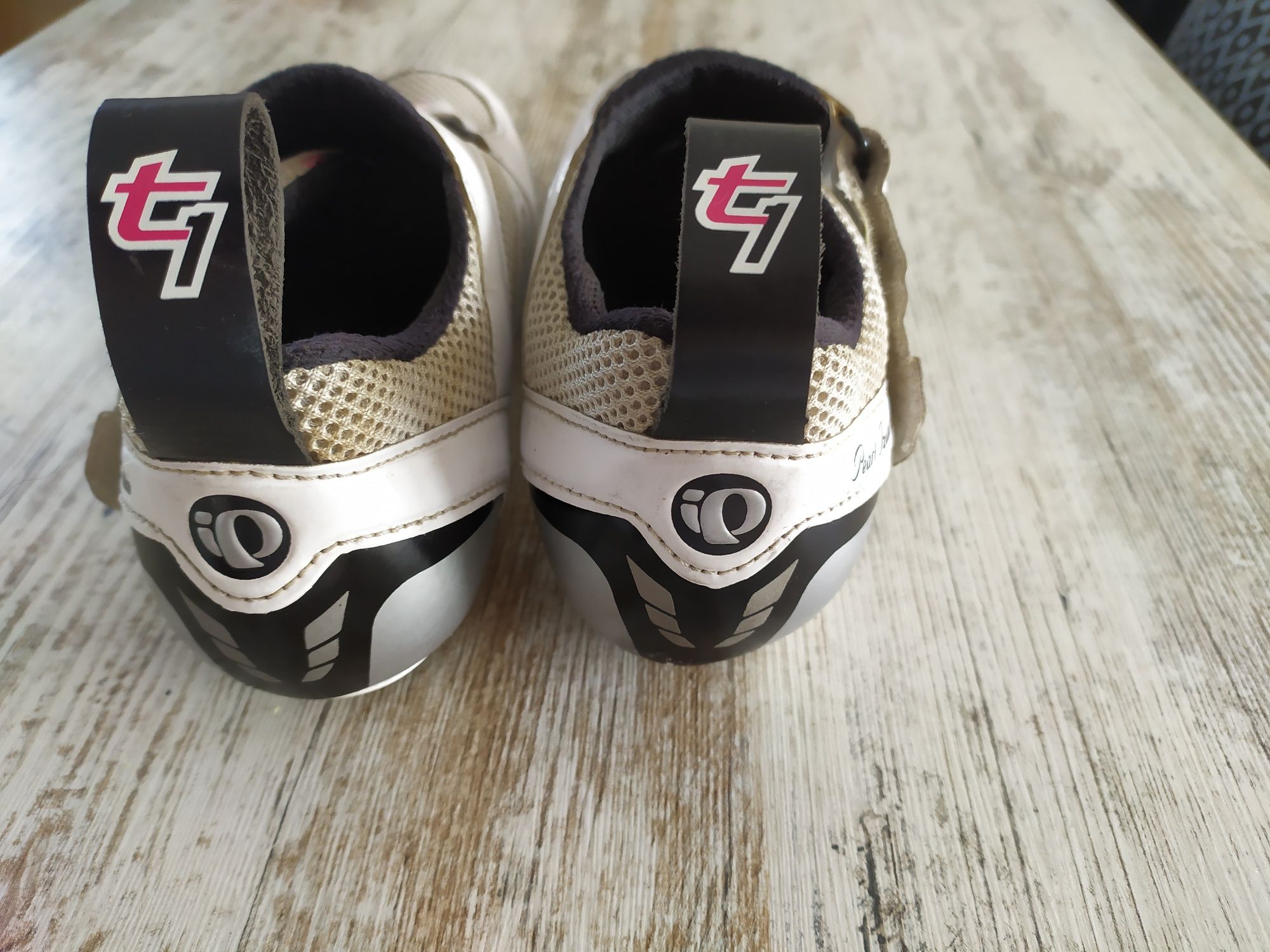 Buty Pearl Izumi r.37,5-38 (szosa / triathlon)