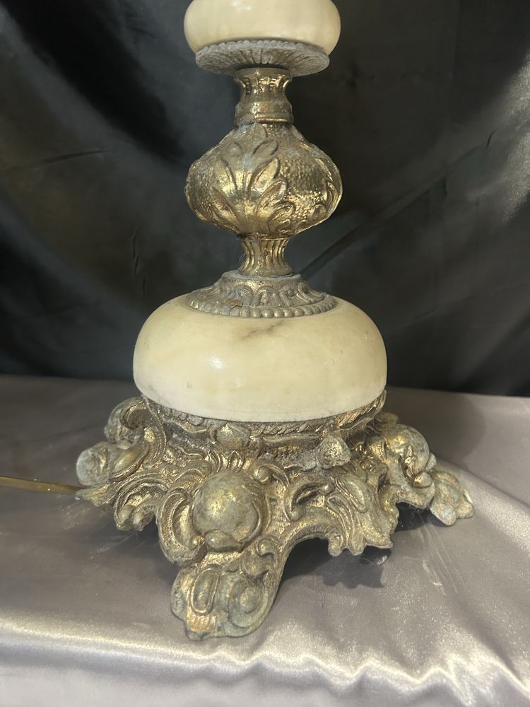Lampa stołowa z marmuru i mosiądzu – klasyczna – wys. 82 cm z abażurem