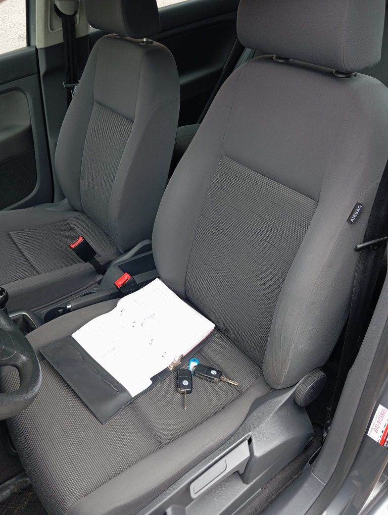 Volkswagen Golf V Plus 1.4 MPI benzyna Rok 2005