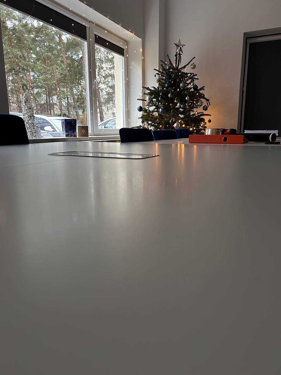 Stół konferencyjny IKEA BEKANT