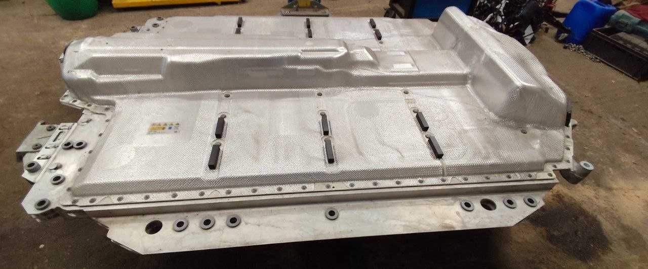 Akumulator do pojazdu elektrycznego z BMW i4 z 2023 roku (model USA).