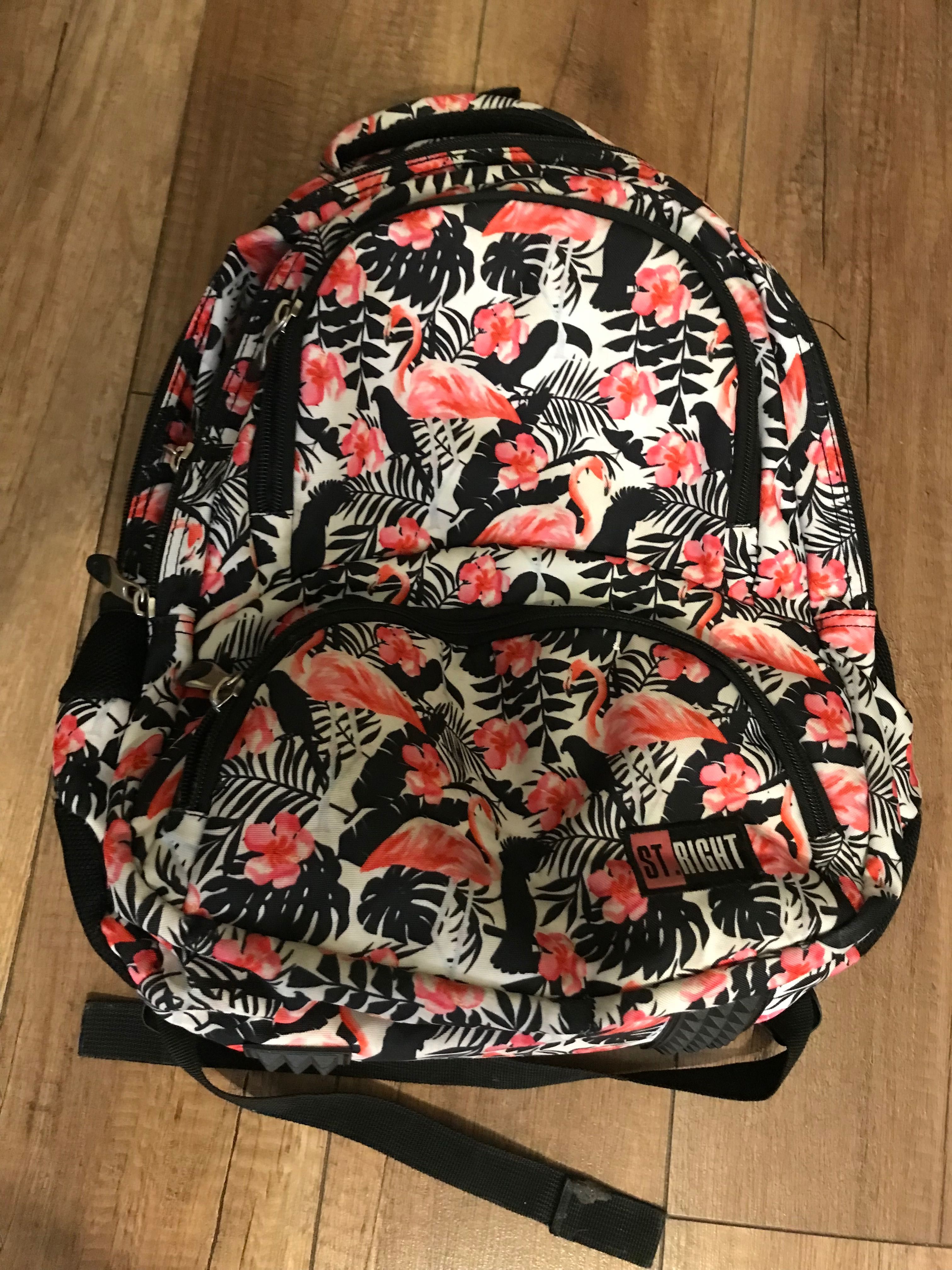 Plecak szkolny dla dziewczynki ! Wzór flamingi