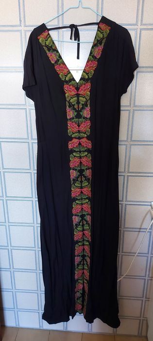 Vestido Original e Sofisticado